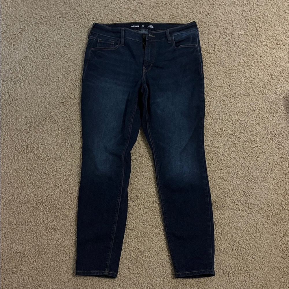 Old Navy mid rise rockstar super skinny jean